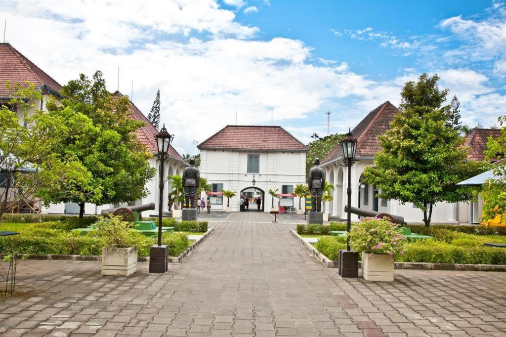 Smedi Coliving Hotel Yogyakarta Eksteriør billede