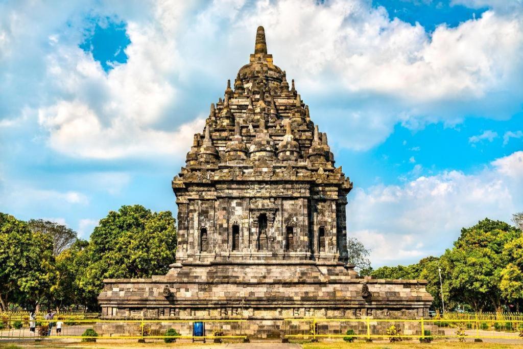 Smedi Coliving Hotel Yogyakarta Eksteriør billede
